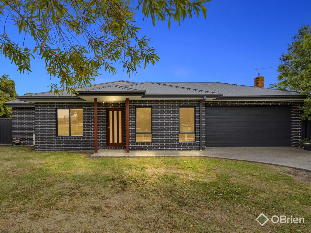 1 Carnarvon St, Lang Lang, VIC 3984