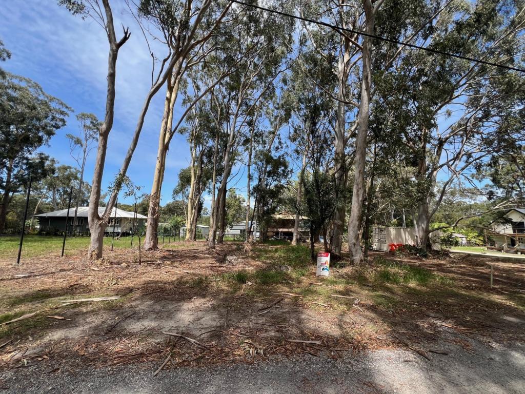 20 Parakeet St, Macleay Island, QLD 4184