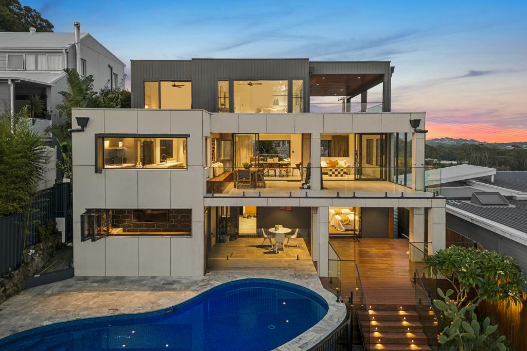 42 DALPURA RD, WAMBERAL, NSW 2260