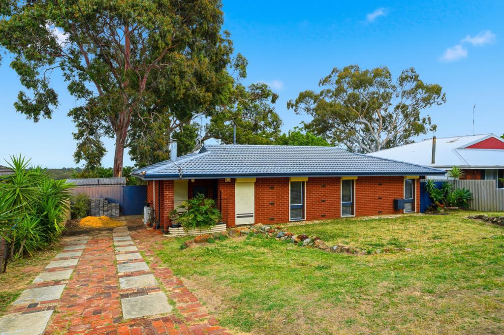 30 Vistula Tce, Kelmscott, WA 6111