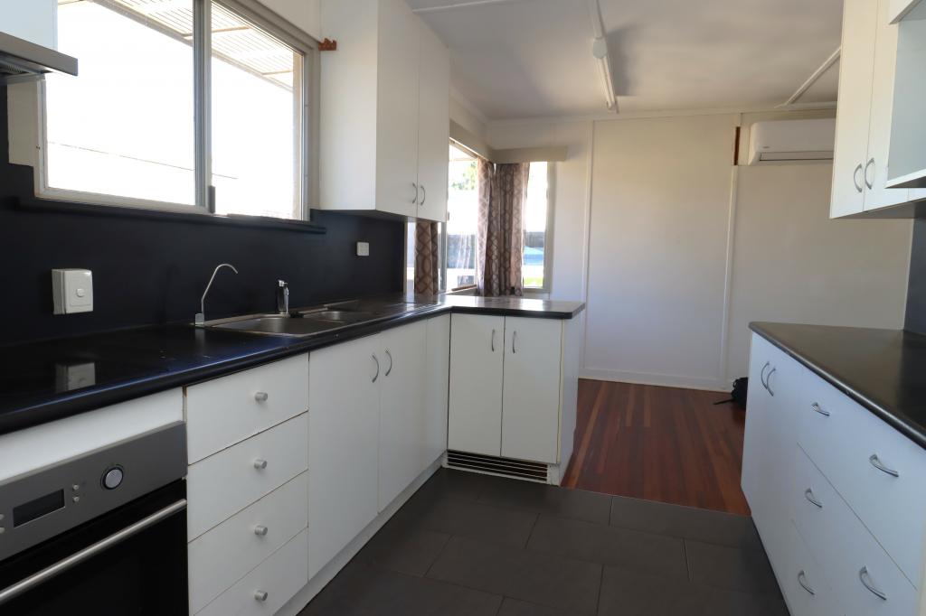 102 Kookaburra St, Townview, QLD 4825