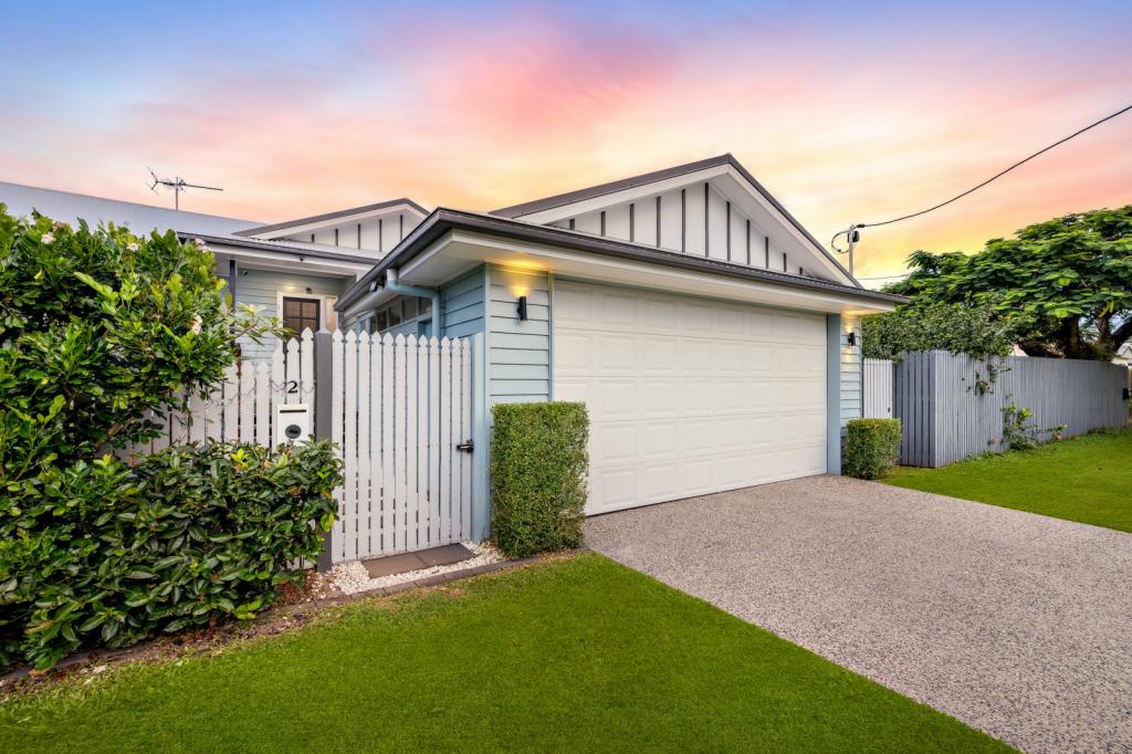 2/64a Tills St, Westcourt, QLD 4870