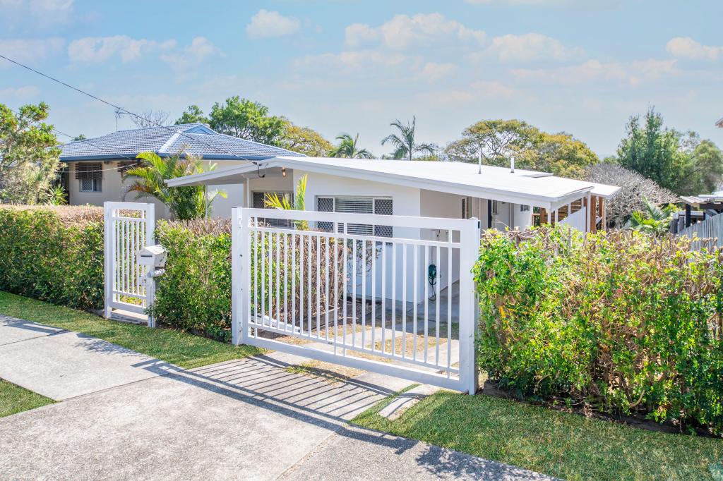 17 Eileen Ave, Southport, QLD 4215