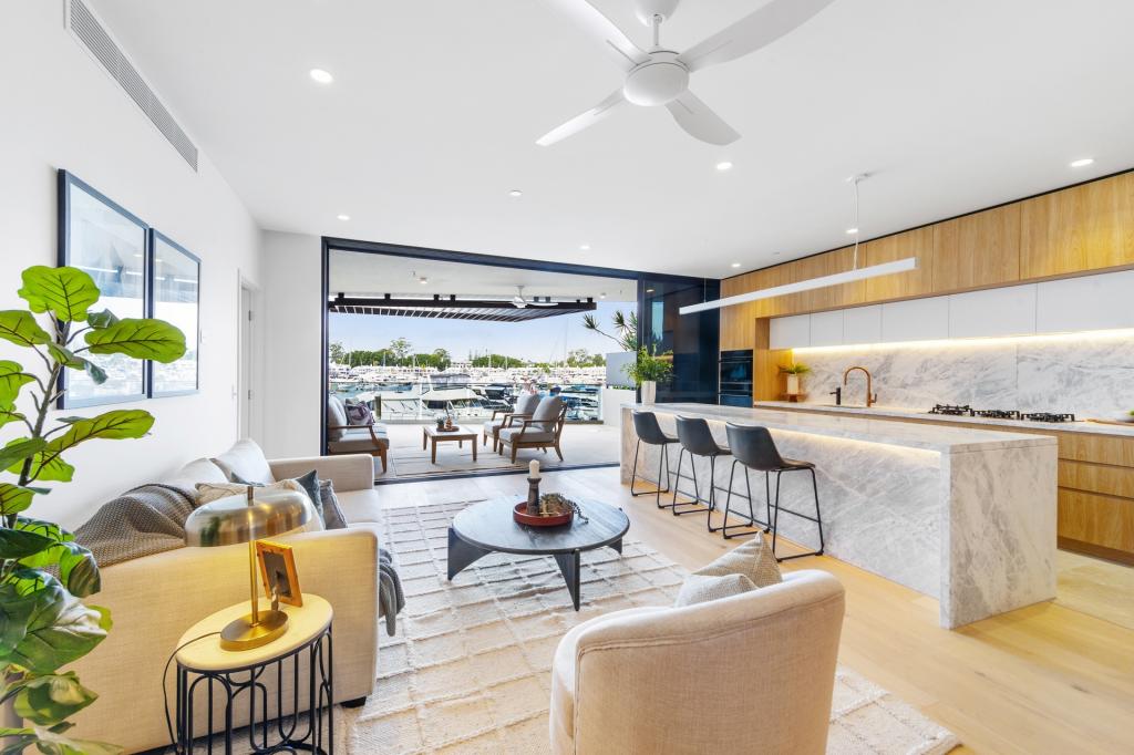 27/1 Grand Jabiru Way, Hope Island, QLD 4212