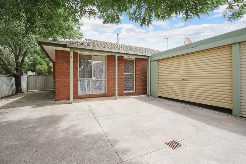2/49 Mayfair Dr, West Wodonga, VIC 3690