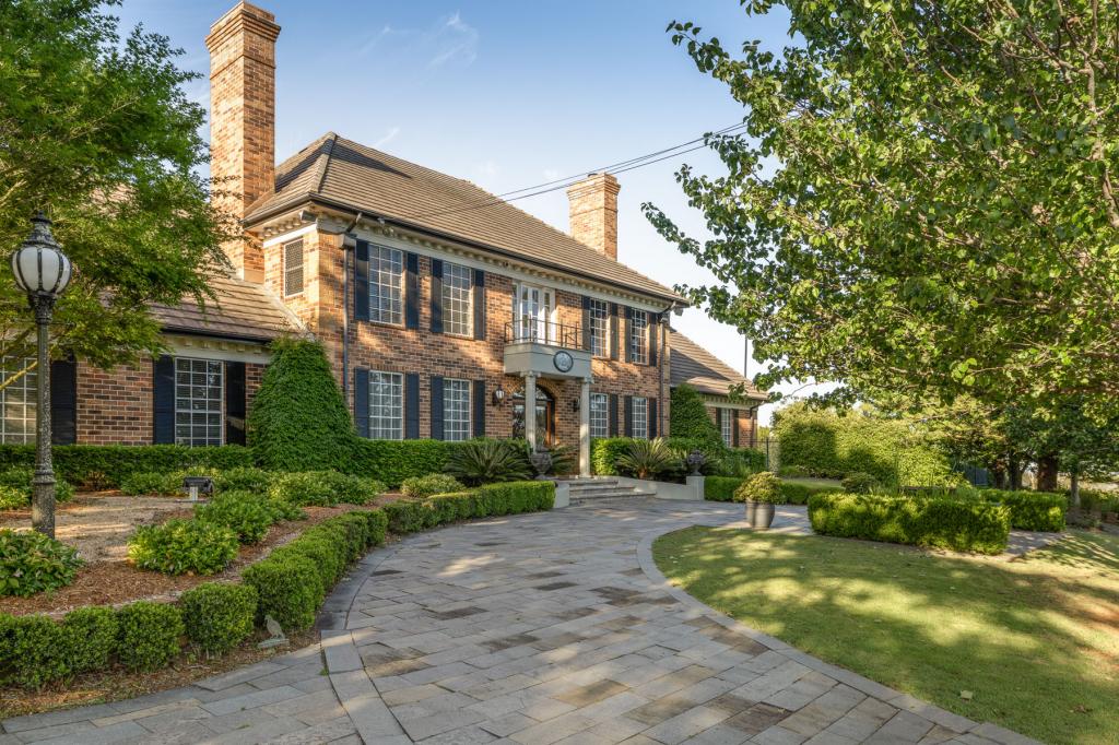 3 Mcadam Ct, Middle Ridge, QLD 4350