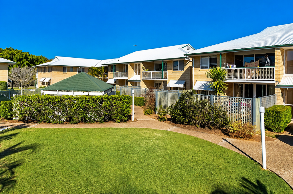 30/22-26 Warren St, St Lucia, QLD 4067