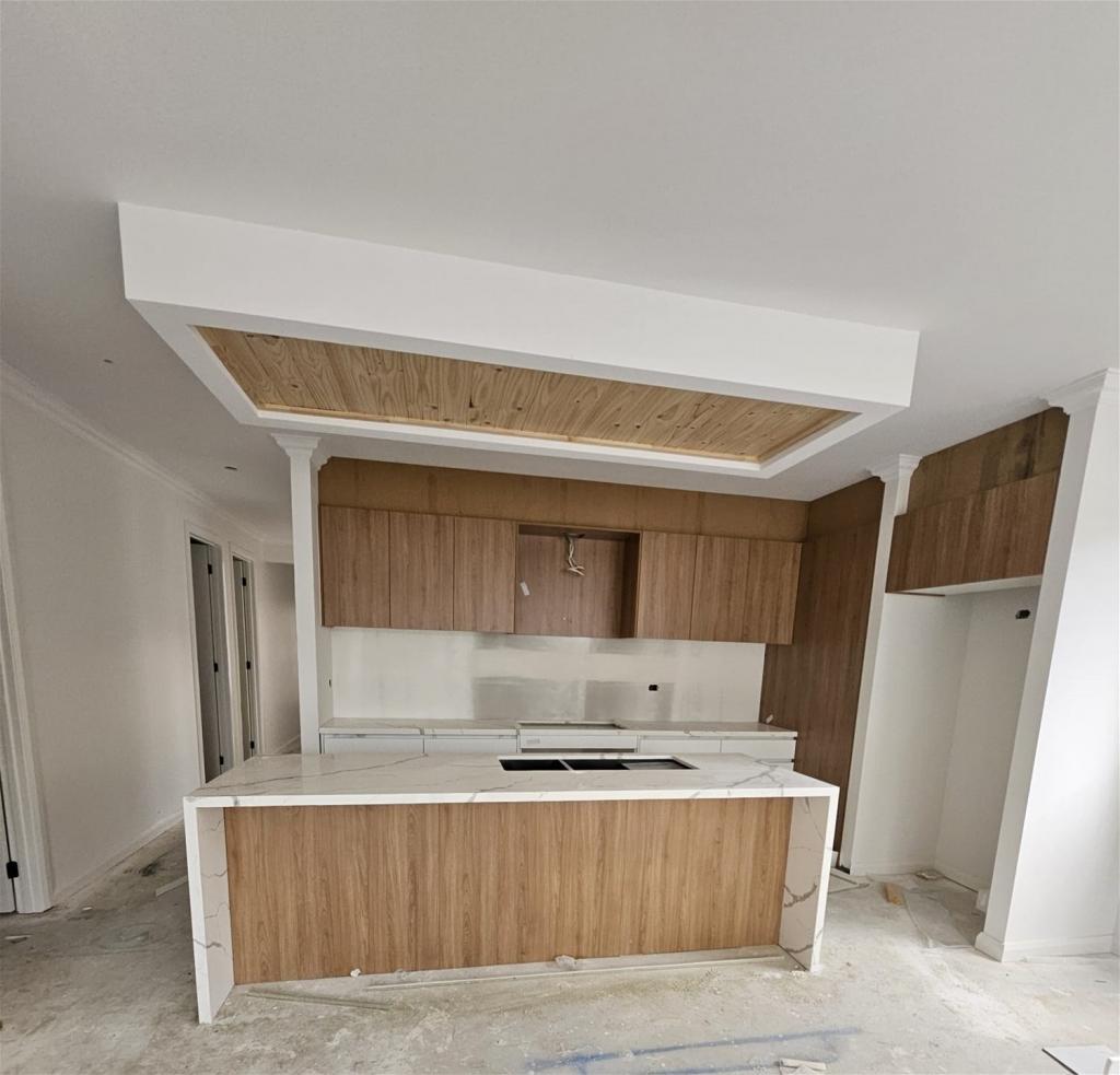 5 Saltaire Dr, Strathtulloh, VIC 3338