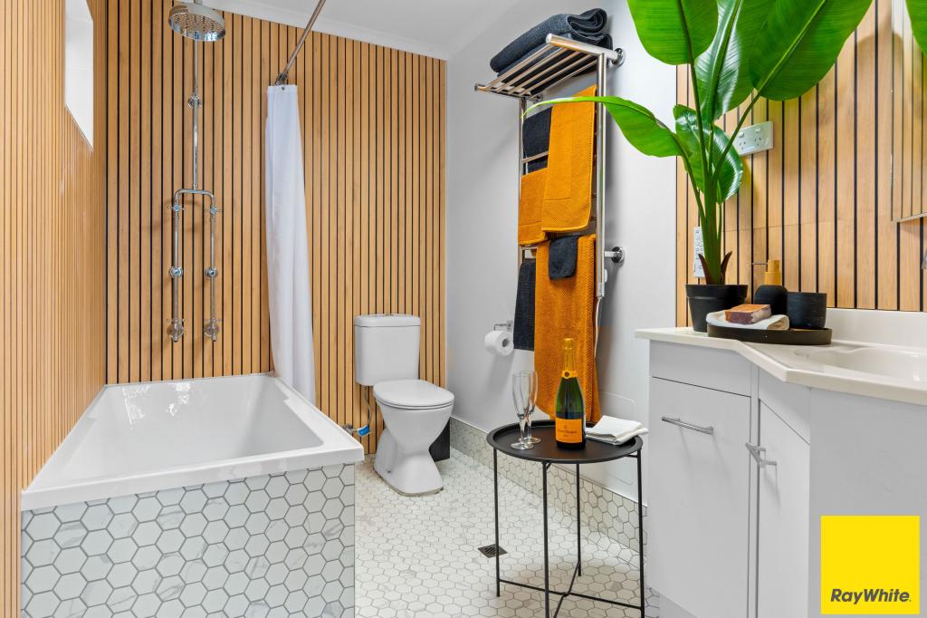 7/7 Vivian Cl, Westcourt, QLD 4870