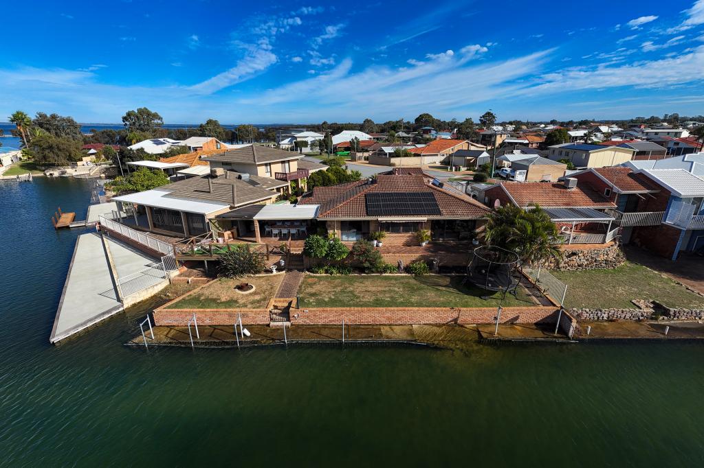 12 Oomoo Pl, South Yunderup, WA 6208