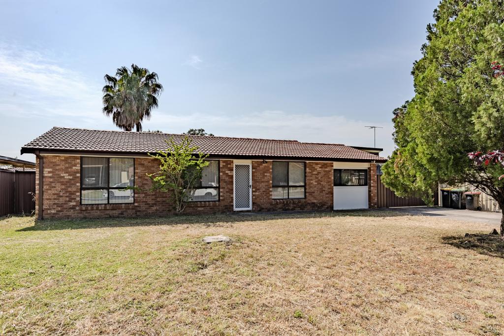 26 Primrose Cct, Claremont Meadows, NSW 2747