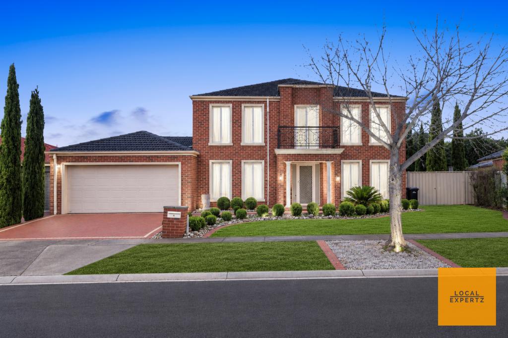 4 CARLYON CL, MELTON WEST, VIC 3337