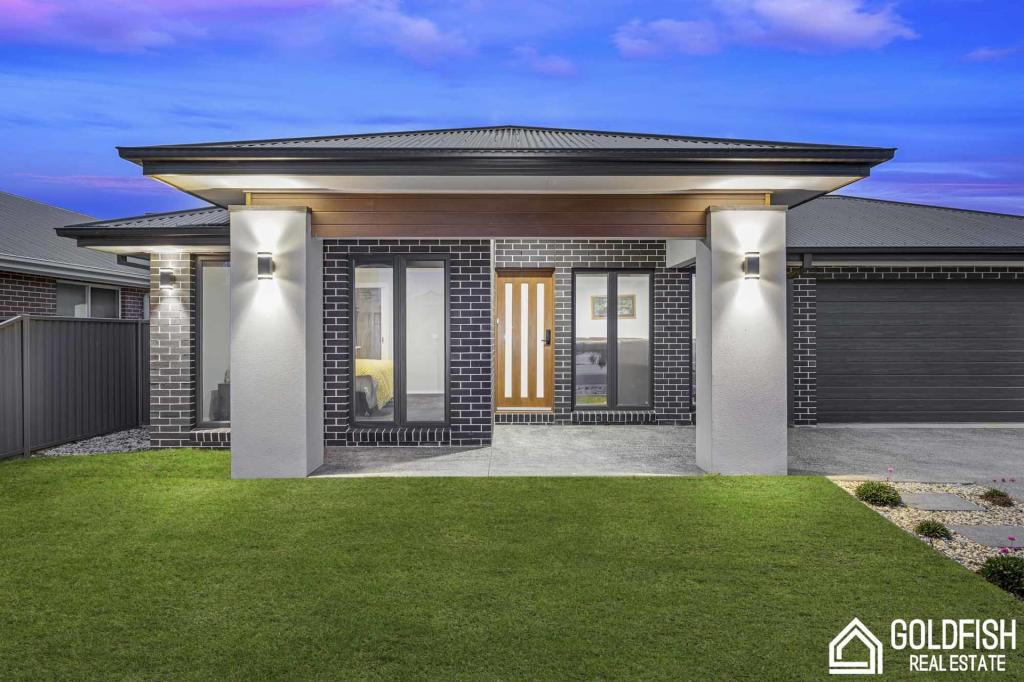 25 Marxsen Pde, Lucas, VIC 3350