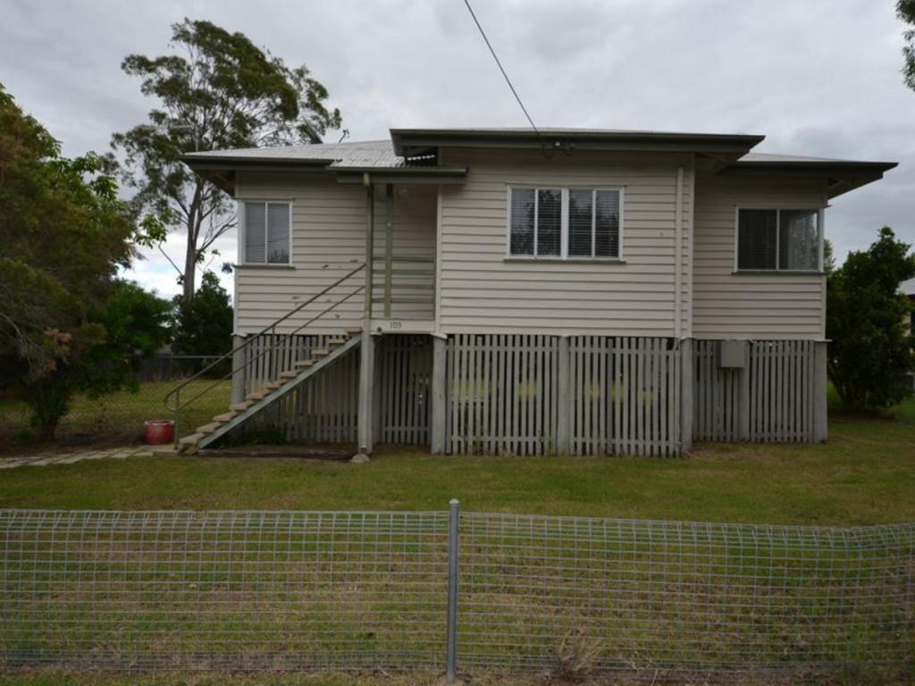 103 Connor St, Koongal, QLD 4701