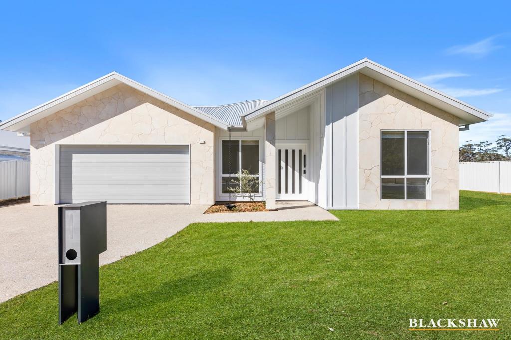 8 Bangalay Way, Broulee, NSW 2537