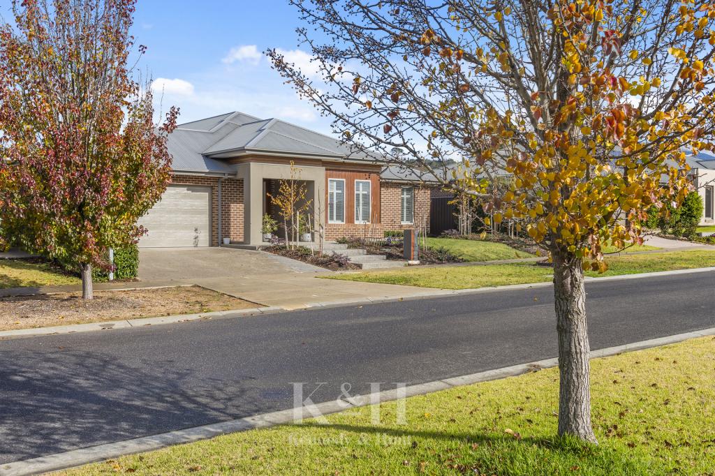 11 Morand St, Gisborne, VIC 3437