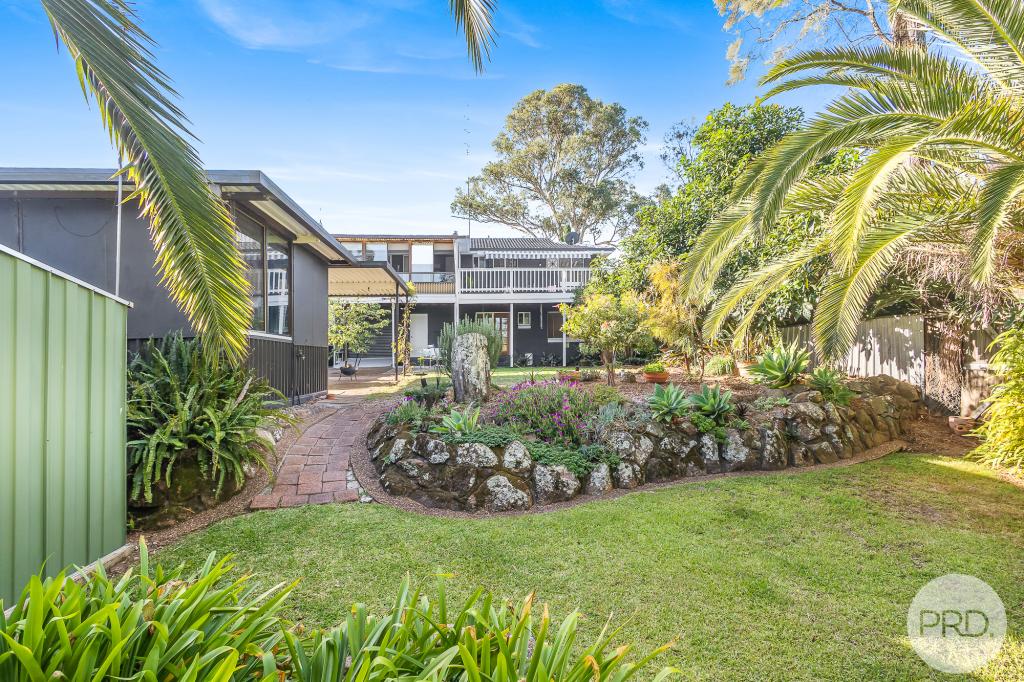 12 Caswell Cres, Tanilba Bay, NSW 2319