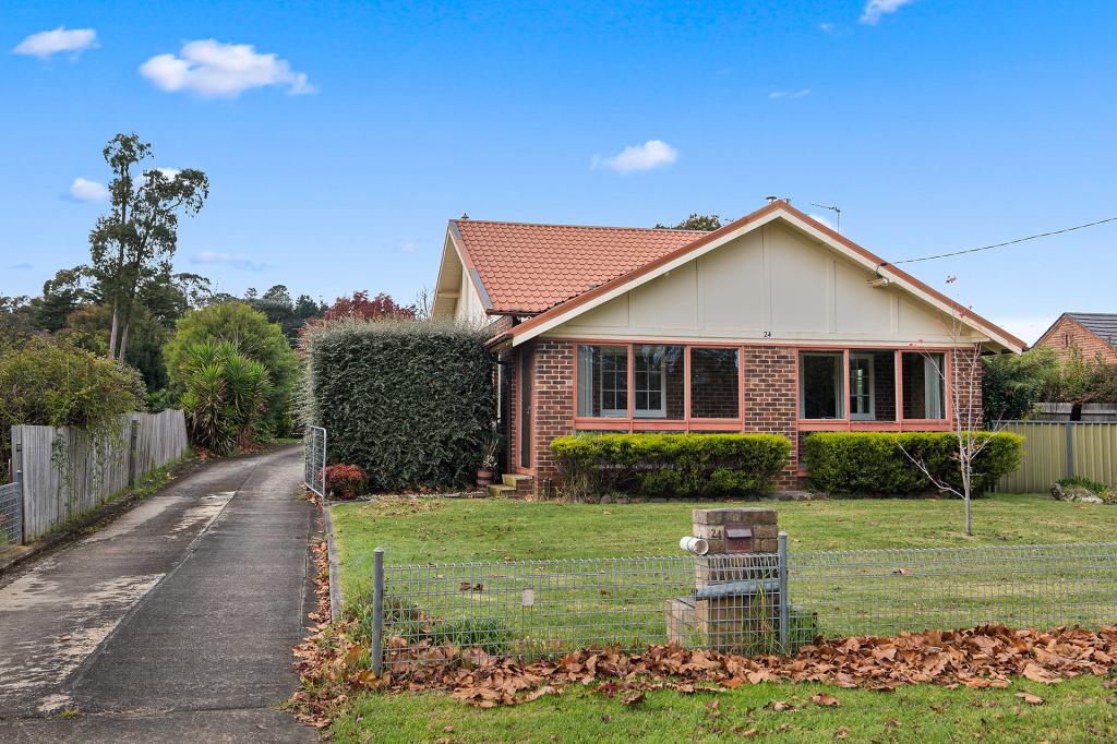 24 Glebe St, Bowral, NSW 2576