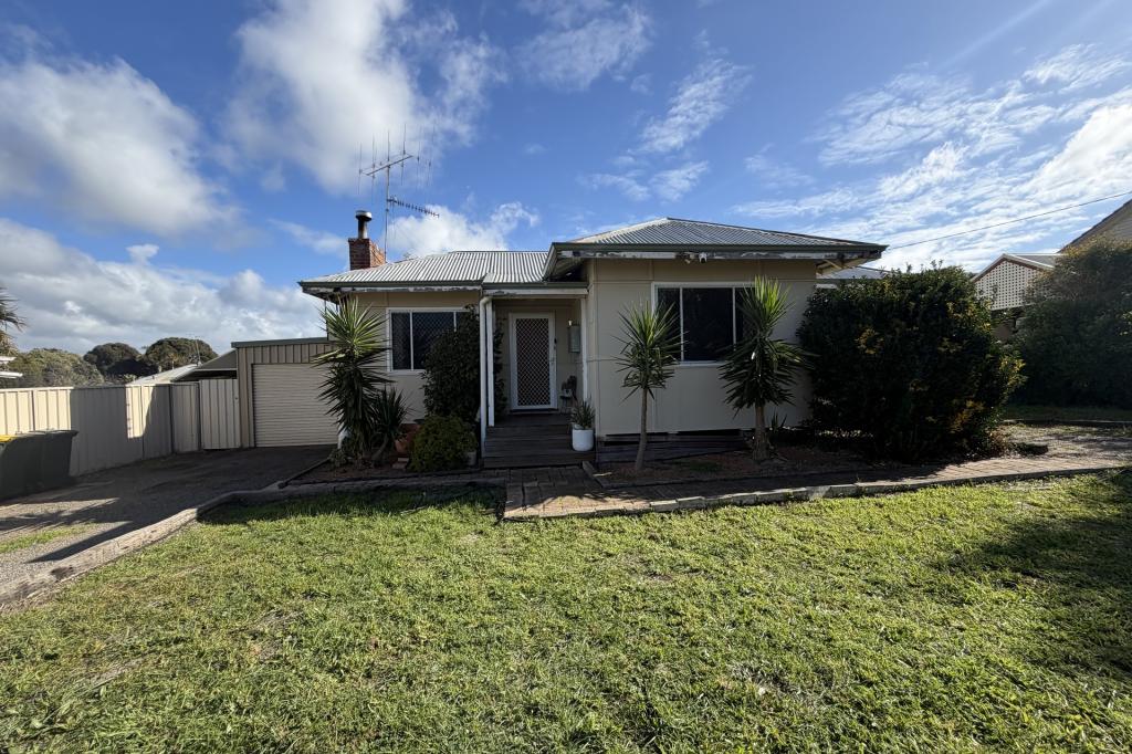 29 Chipper St, Katanning, WA 6317