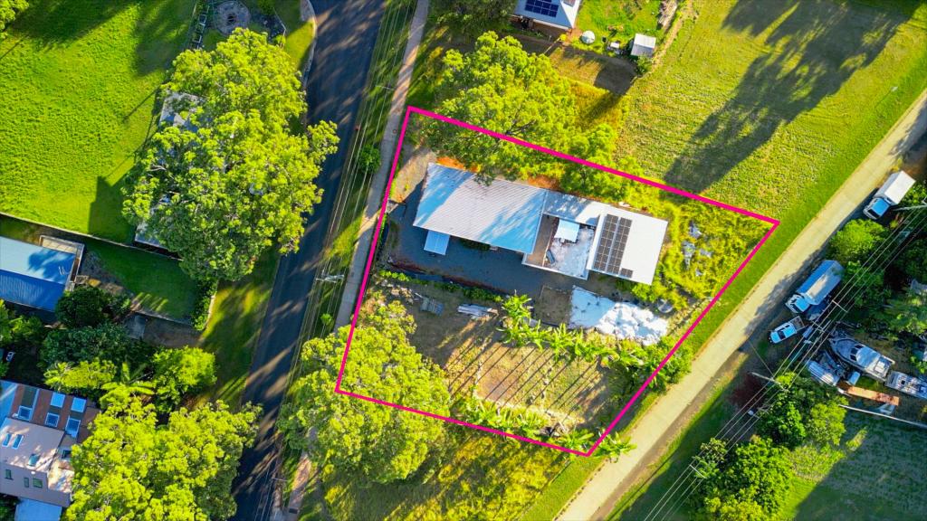 56-58 Lucas Dr, Lamb Island, QLD 4184