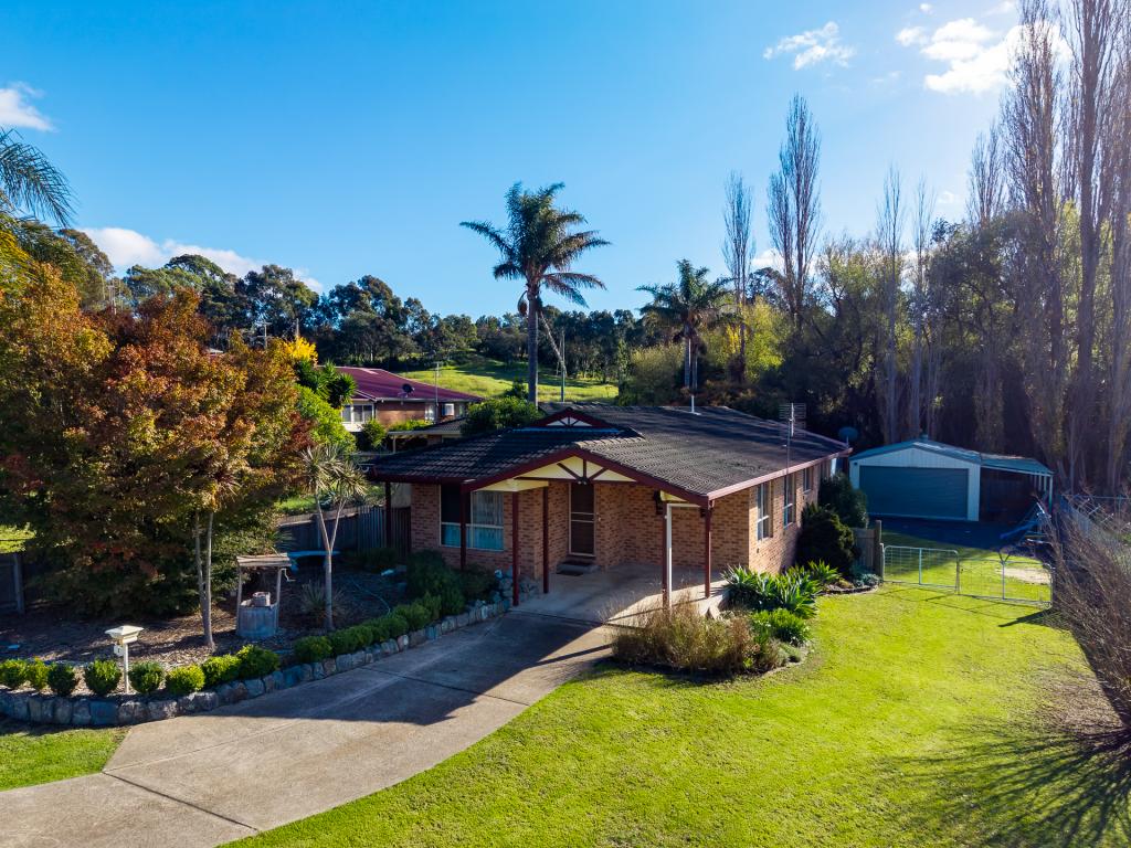 1 MANNING ST, BEGA, NSW 2550