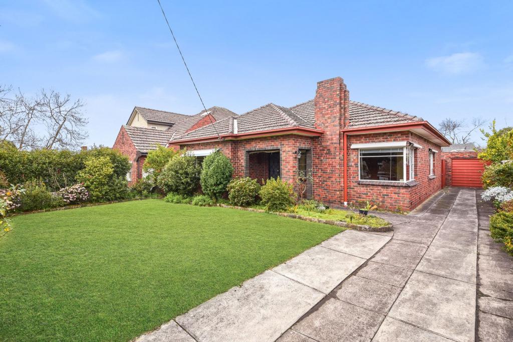 35 Outlook Dr, Camberwell, VIC 3124