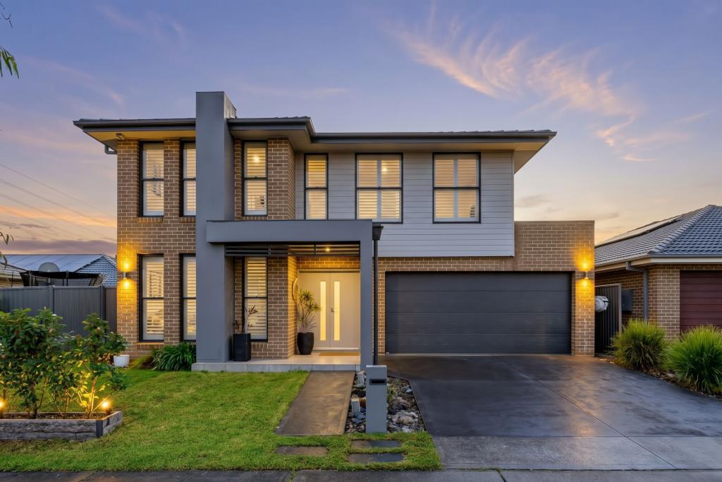 18 Commander St, Jordan Springs, NSW 2747