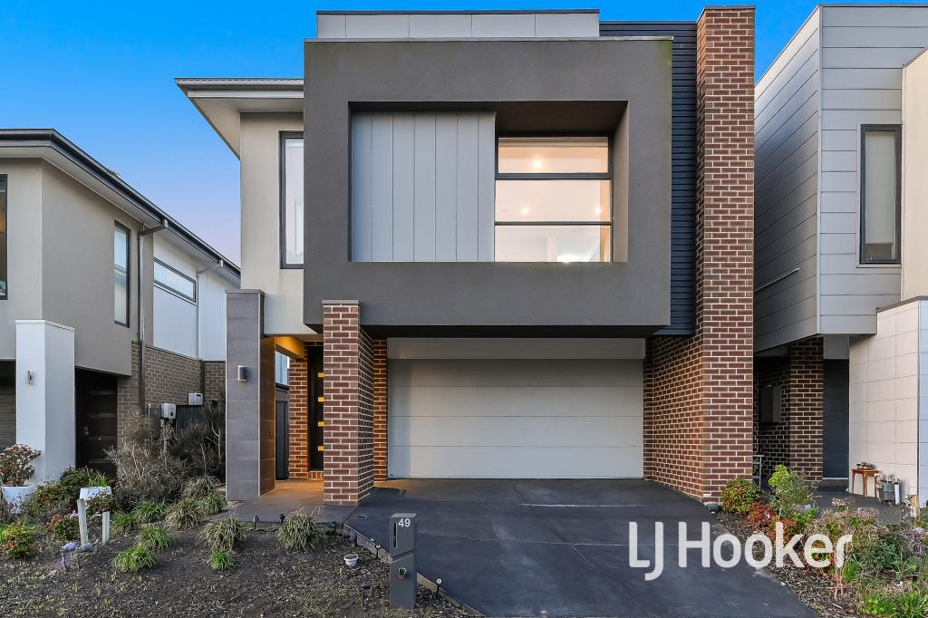 49 Glenrose Bvd, Clyde North, VIC 3978