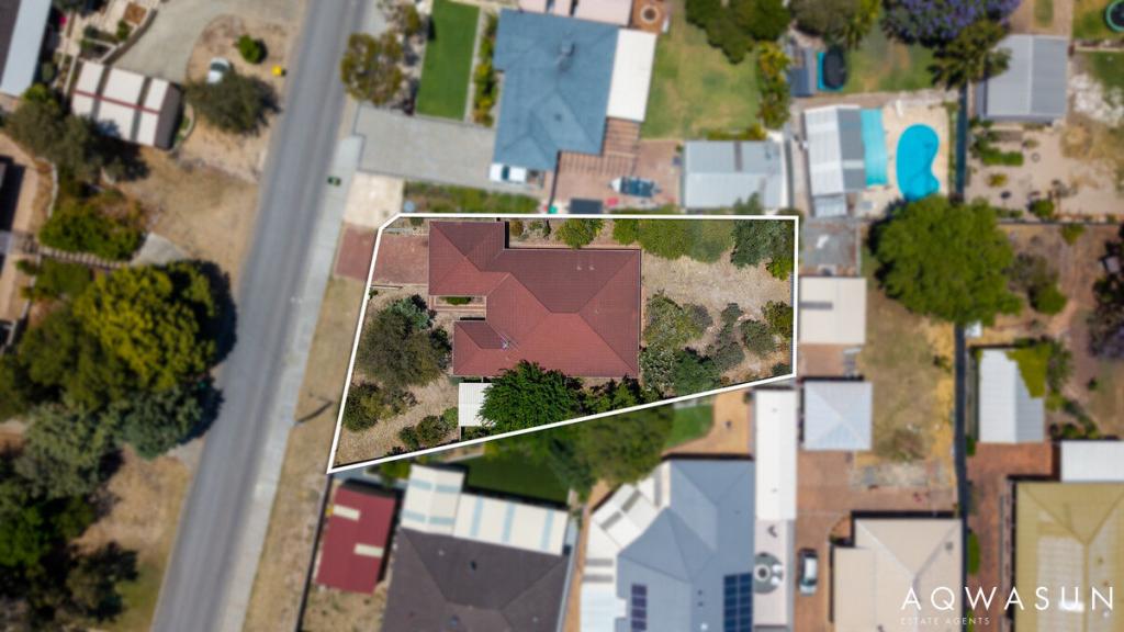 21 Minderoo Cres, Golden Bay, WA 6174