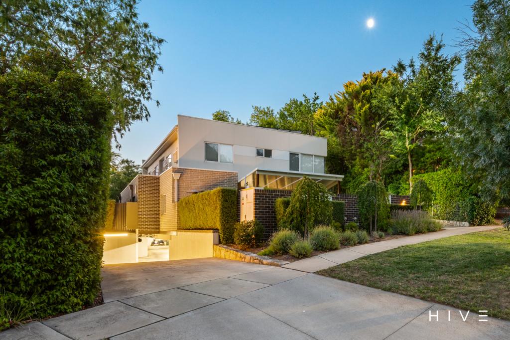 2/13 Holder St, Turner, ACT 2612