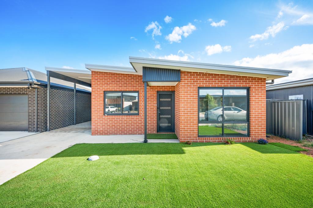 7 Vahland St, Taylor, ACT 2913