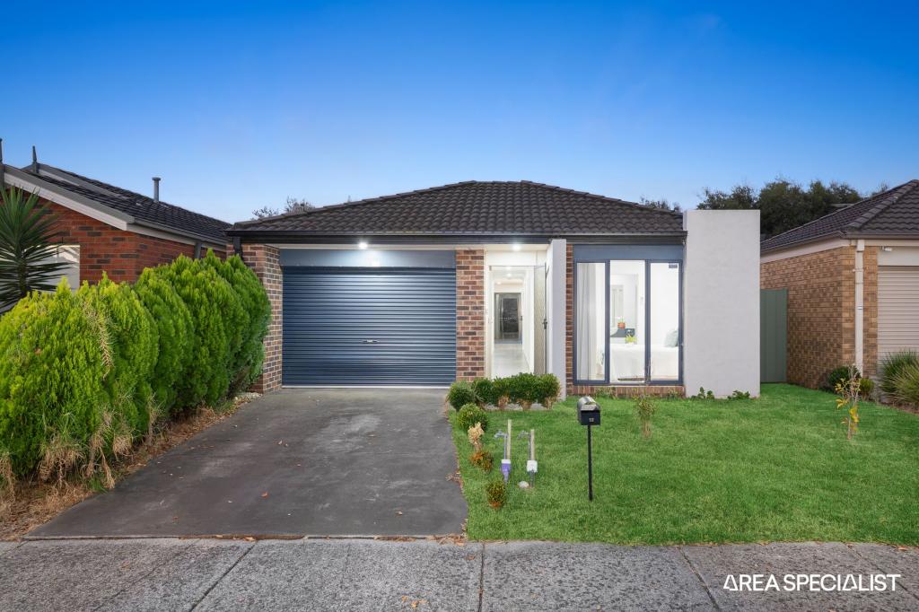 12 Tyndall St, Cranbourne East, VIC 3977