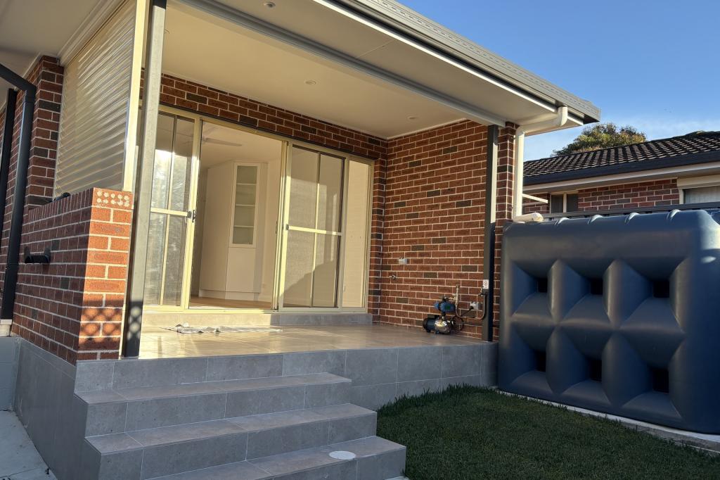 5a Bunroy St, Horningsea Park, NSW 2171