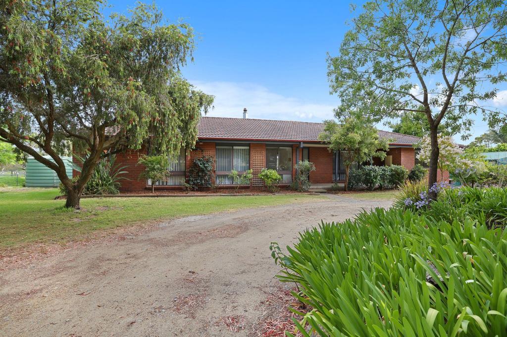 27 Wattletree Rd, Bunyip, VIC 3815