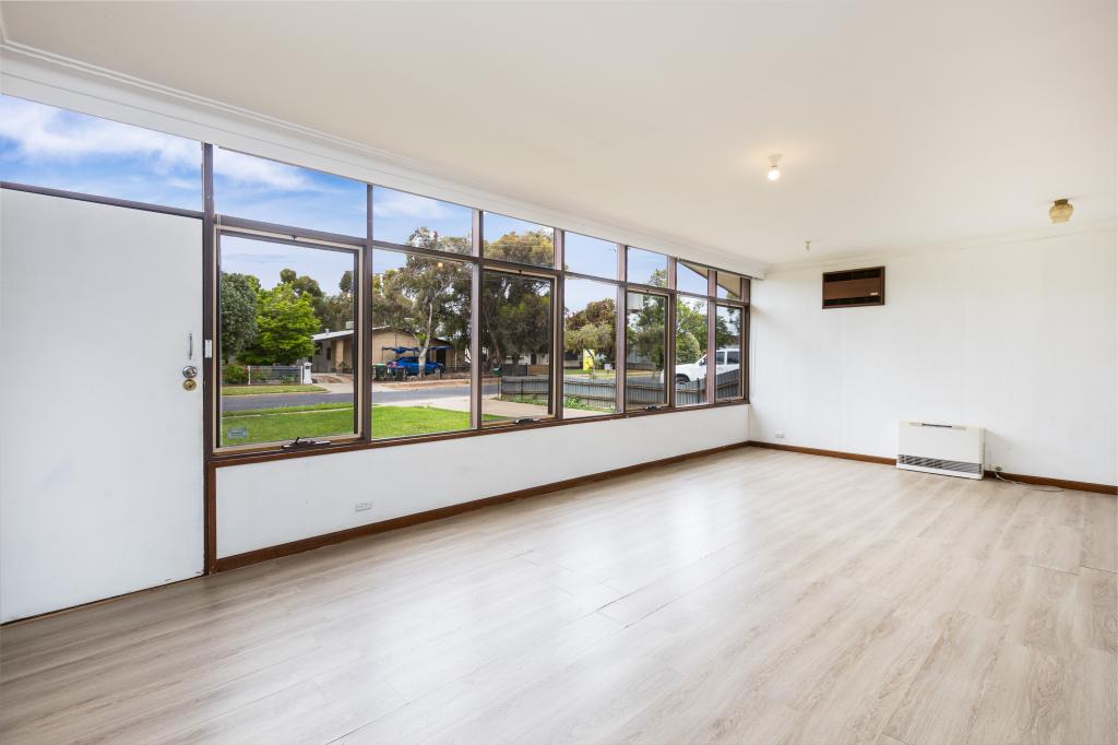 11 Barry Ave, Mildura, VIC 3500