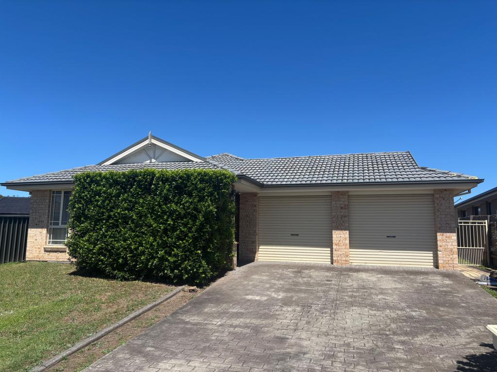 16 EUCALYPTUS AVE, WORRIGEE, NSW 2540