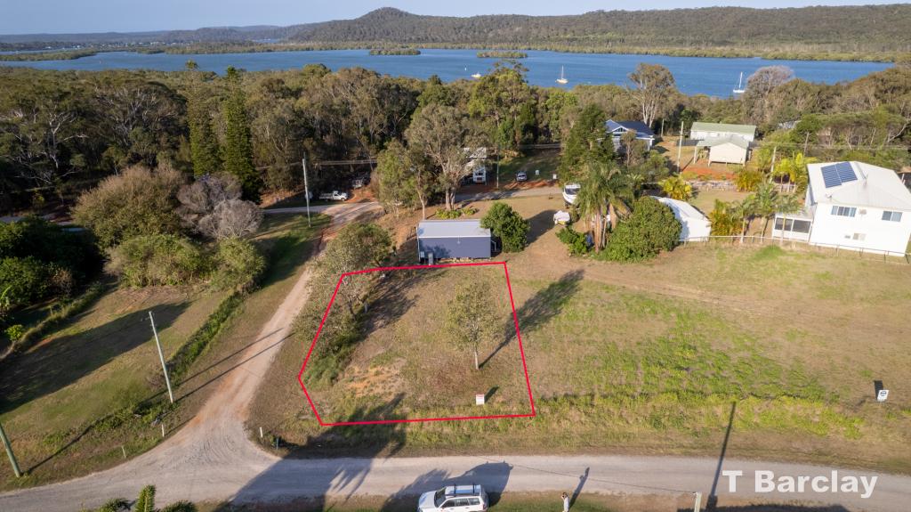 25 Bayswater Rd, Russell Island, QLD 4184