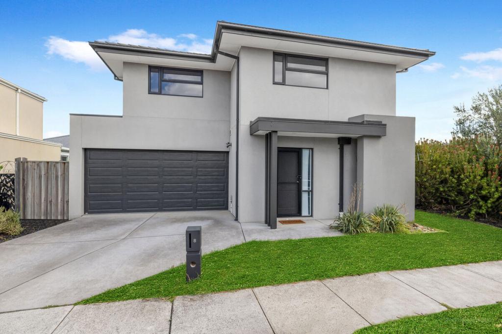 8 Parker St, Officer, VIC 3809