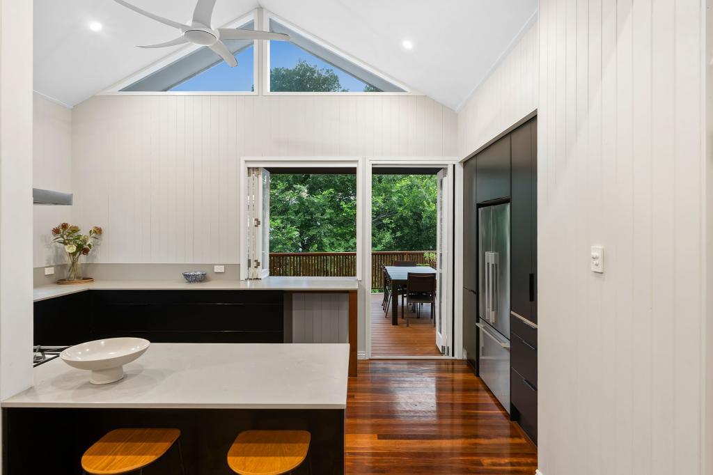 18 Fewings St, Toowong, QLD 4066