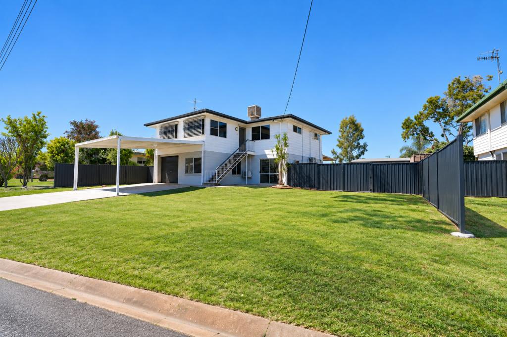 6 Barraclough Cres, Moranbah, QLD 4744