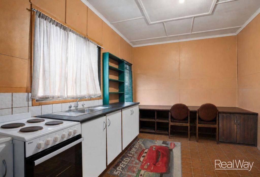 24 Vineyard St, One Mile, QLD 4305