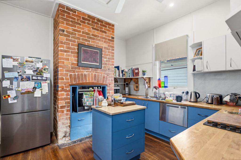 19 William St, Wingham, NSW 2429