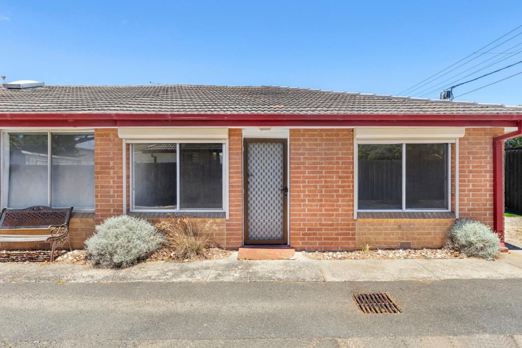 1/10 Carder Ave, Seaford, VIC 3198