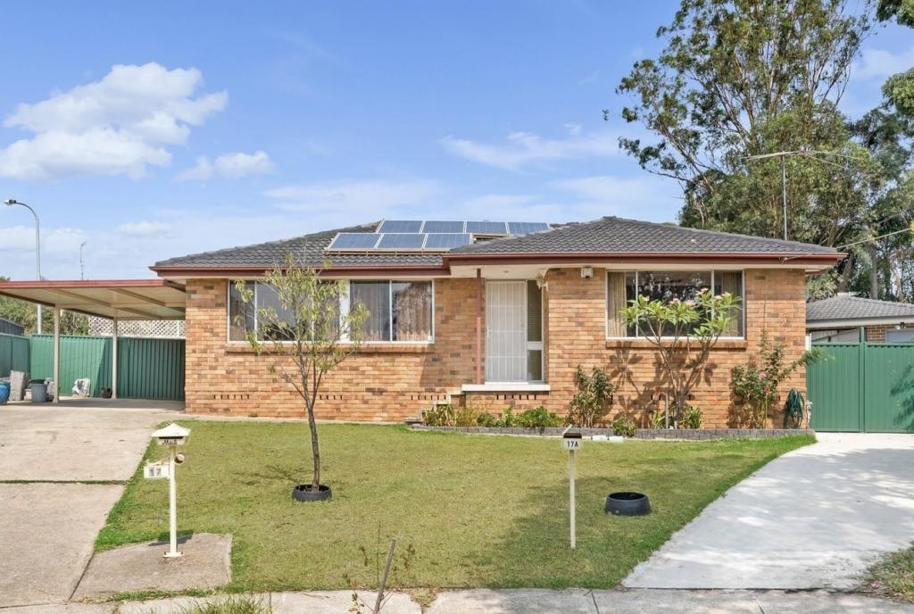 17 YATE PL, MARAYONG, NSW 2148