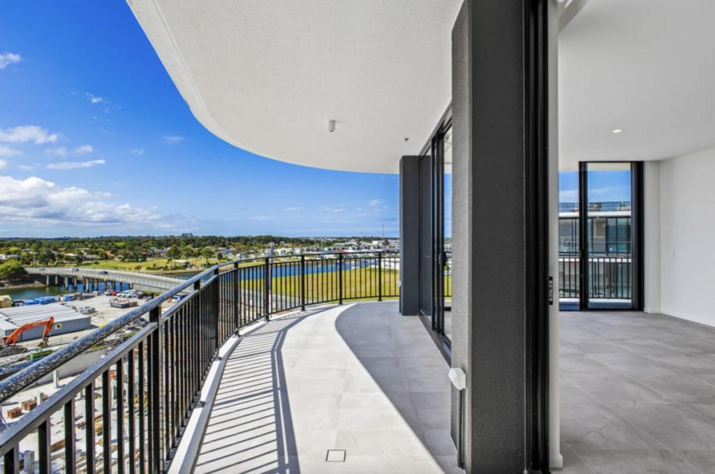 2403/2-8 Athena Bvd, Hope Island, QLD 4212
