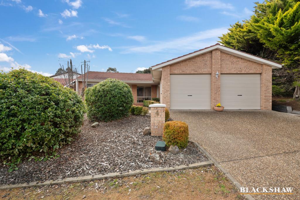 4 Gratton Pl, Isaacs, ACT 2607