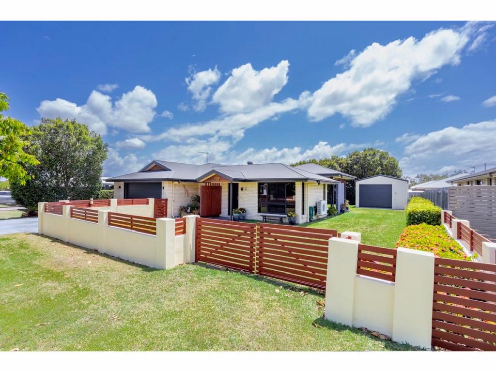 5 Wittenberg Way, Norman Gardens, QLD 4701