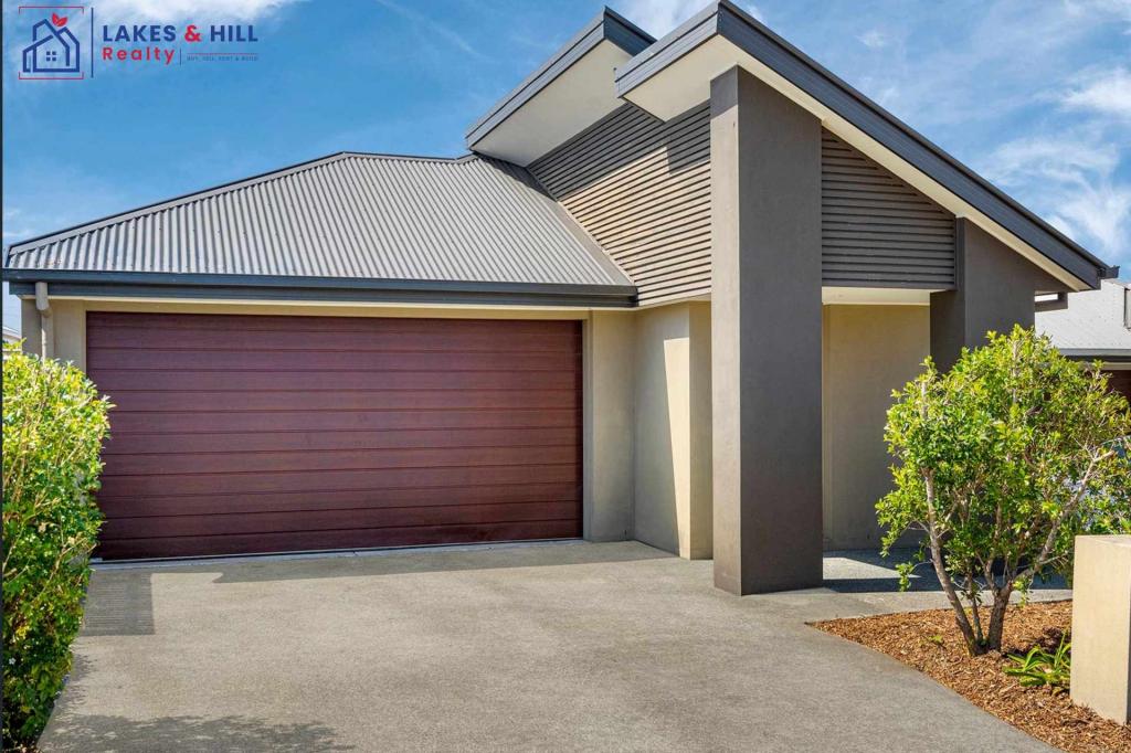 8 Ballyalla Cres, Warner, QLD 4500