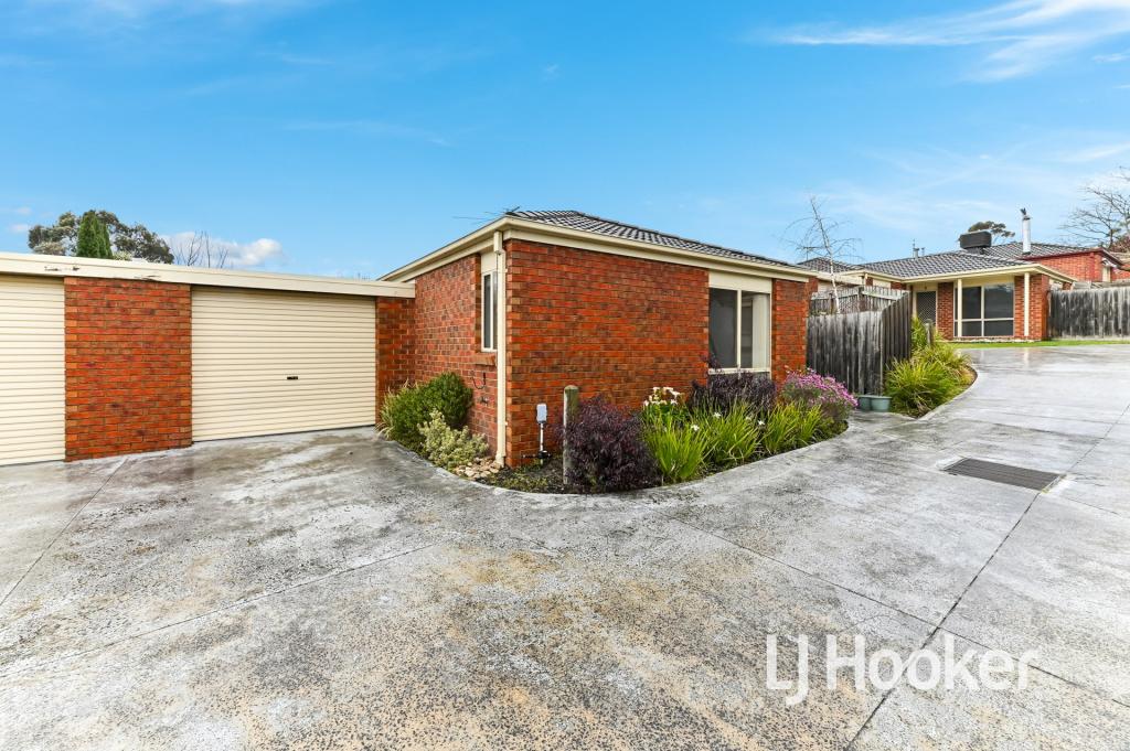 6/5 GLENDA CT, PAKENHAM, VIC 3810