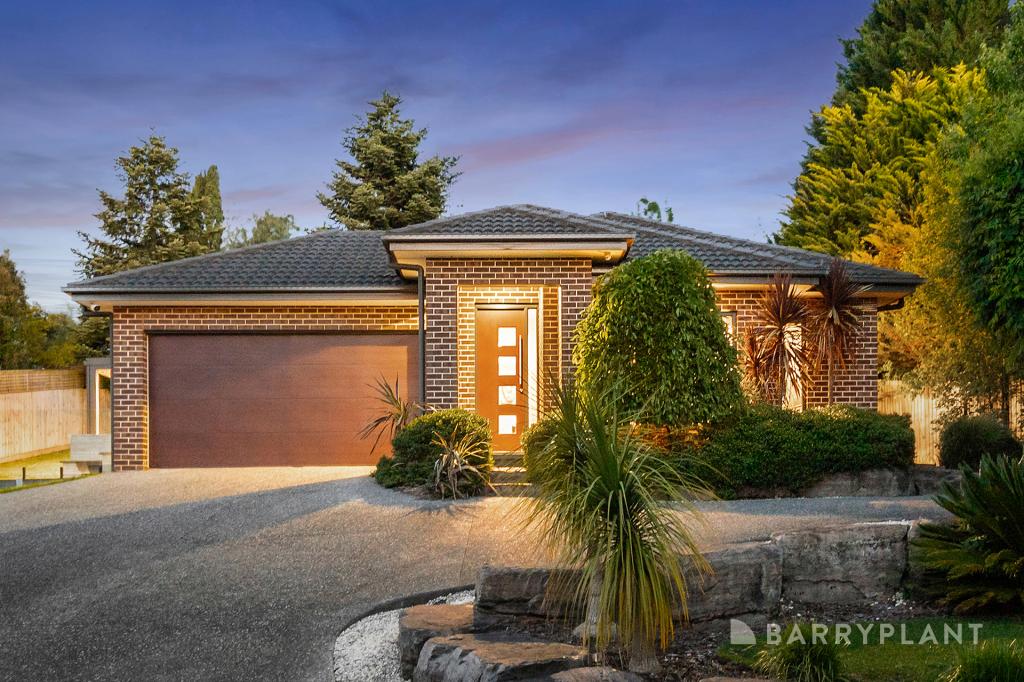 11a Railway Pde, Wandin North, VIC 3139